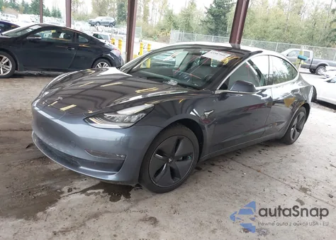 2020 Tesla Model 3 Performance z USA, uszkodzony, nr VIN 5YJ3E1EC6LF647211